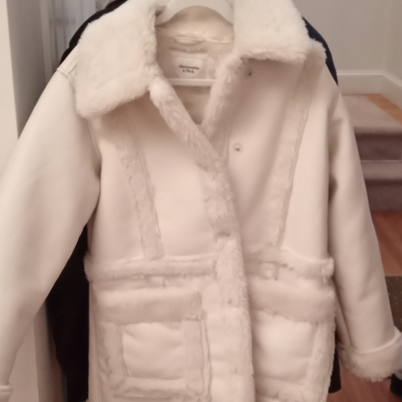 Women's Abercrombie &Fitch - Picture 1 of 2